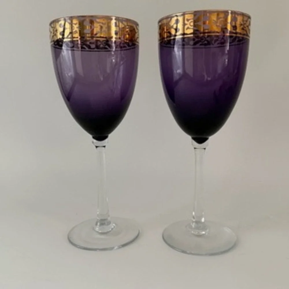 Pier 1 Vintage Amethyst Purple Wine Glasses with Gold Encrusted Rim Set of 2